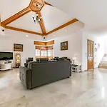 Casa Leo בית נופש *